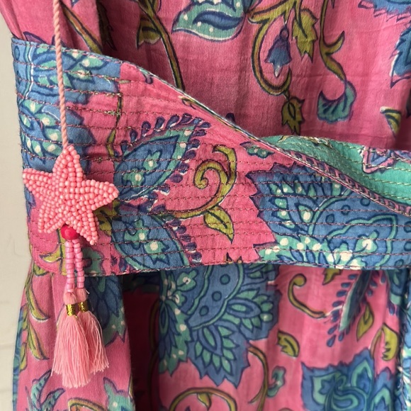 Bell long sleeve mini dress, block print, matching waist tie, M. EUC - Picture 2 of 4